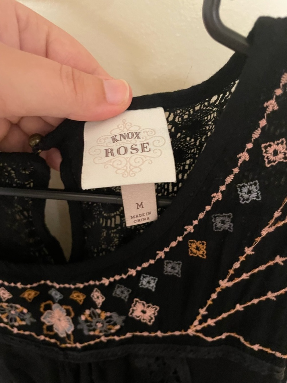 ✨Women’s Knox Rose Tank Top Size M - Picture 4 of 7